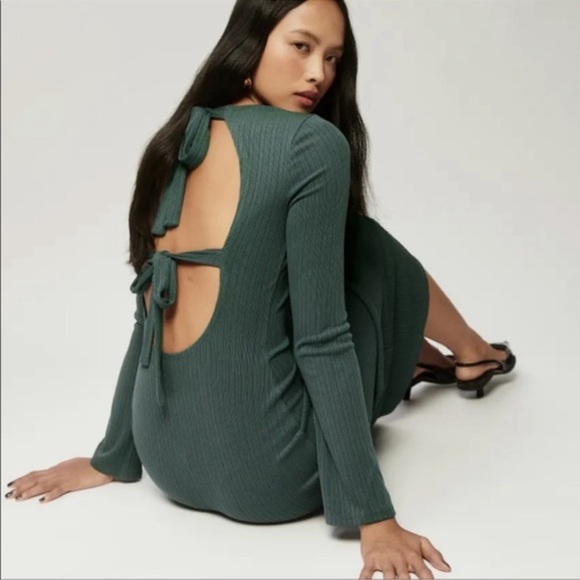Reformation Green Long Sleeve Midi Dress - Picture 3 of 10